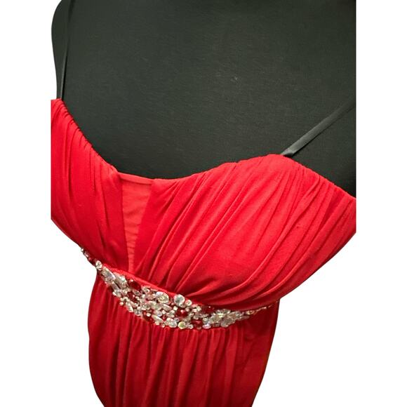 City Triangles Red Strapless Evening Gown/Prom Dress With Rhinestones Size 1 - Picture 3 of 7